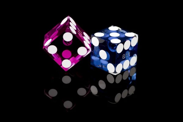 Live-dealer Sic Bo table at vvip777 Sic Bo live-dealer table broadcast from vvip777 studio